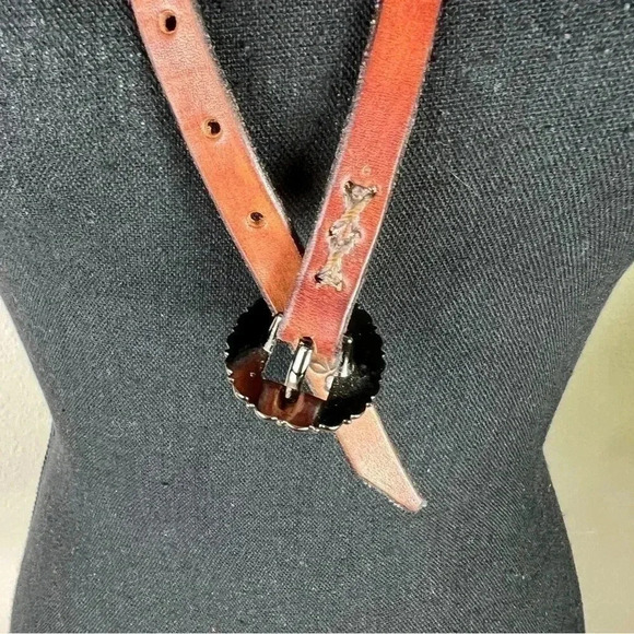 Saddle Brown Leather Skinny Women’s Belt with Copper Tone Carved Buckle - Picture 6 of 13